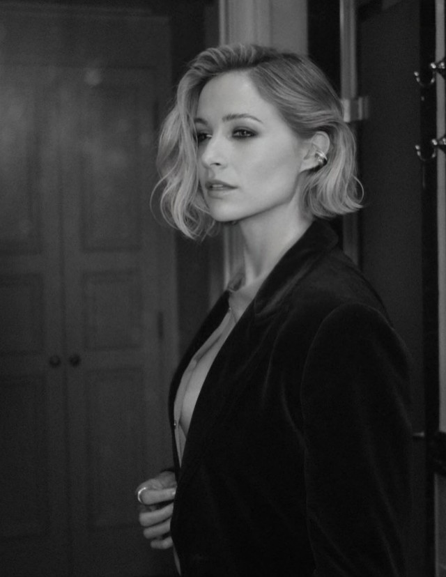 Beach Body Reveal - Set 1